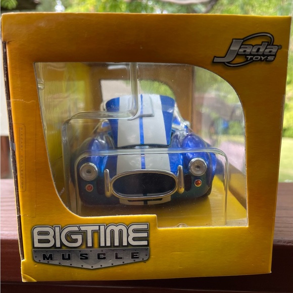 1965 SHELBY COBRA 427 S/C - BLUE - Big Time Muscle 1:24 Scale Car - Picture 2 of 3